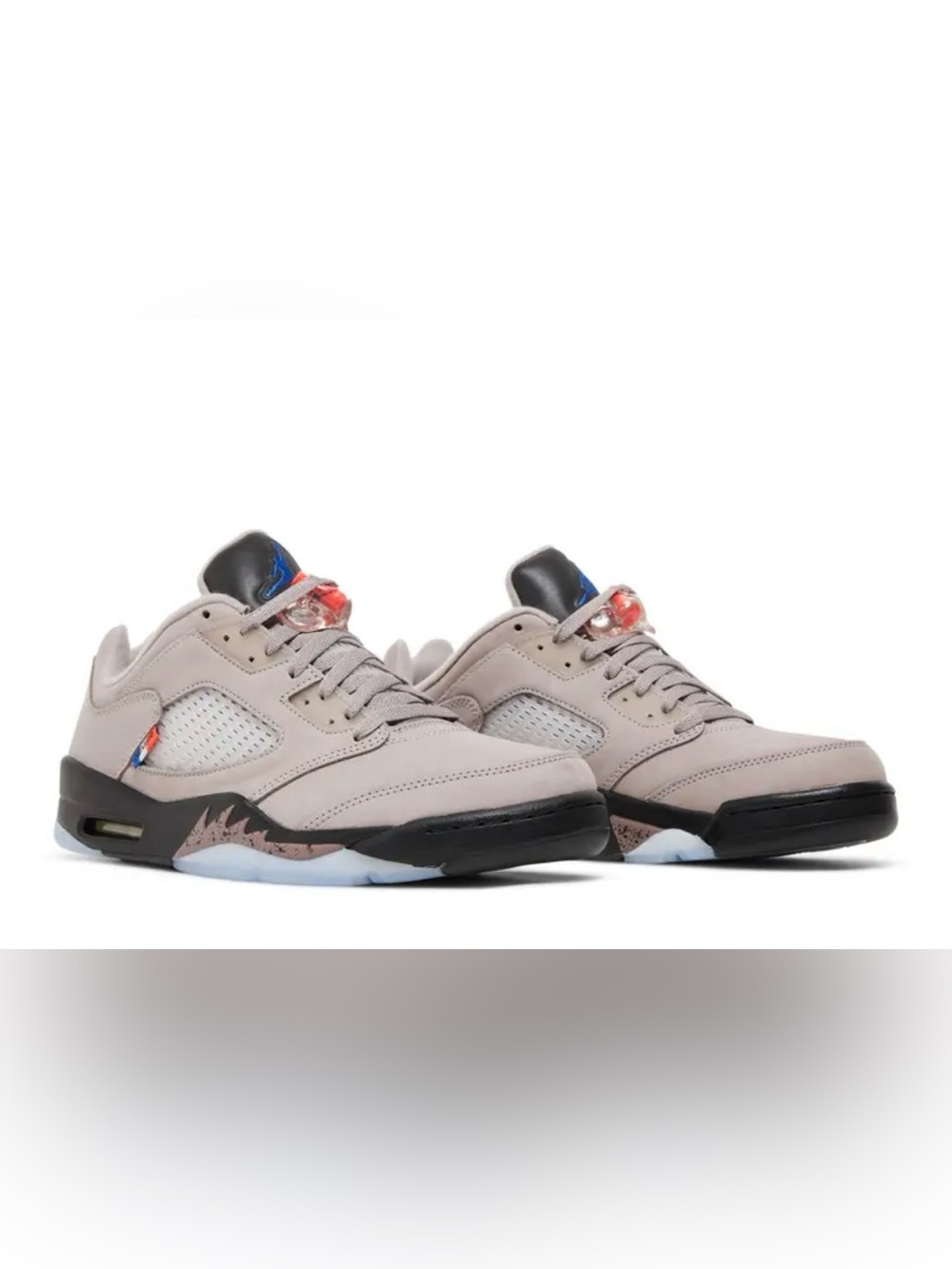 2022 Paris Saint-Germain x Air Jordan 5
Retro Low ‘Paname’ Men’s Athletic Shoes